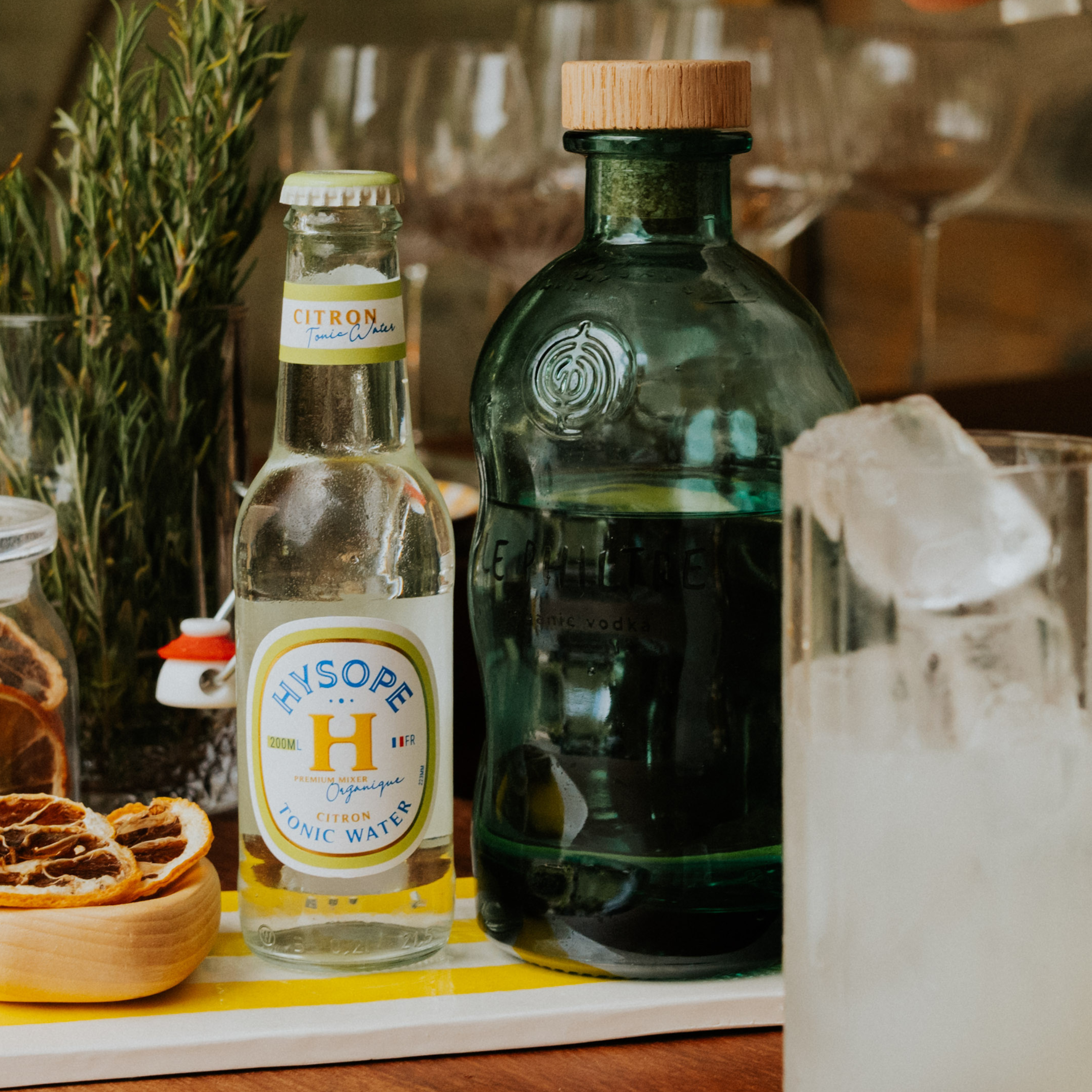 Le Philtre d'Amour, un cocktail à base de la vodka Le Philtre et du tonic water citron Hysope