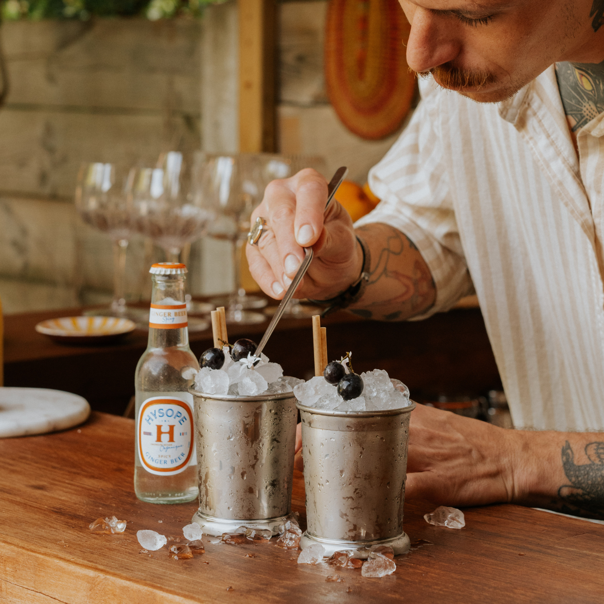 Recette d'un mule à base de gin français, de verjus de bourgogne et de notre ginger beer spicy Hysope