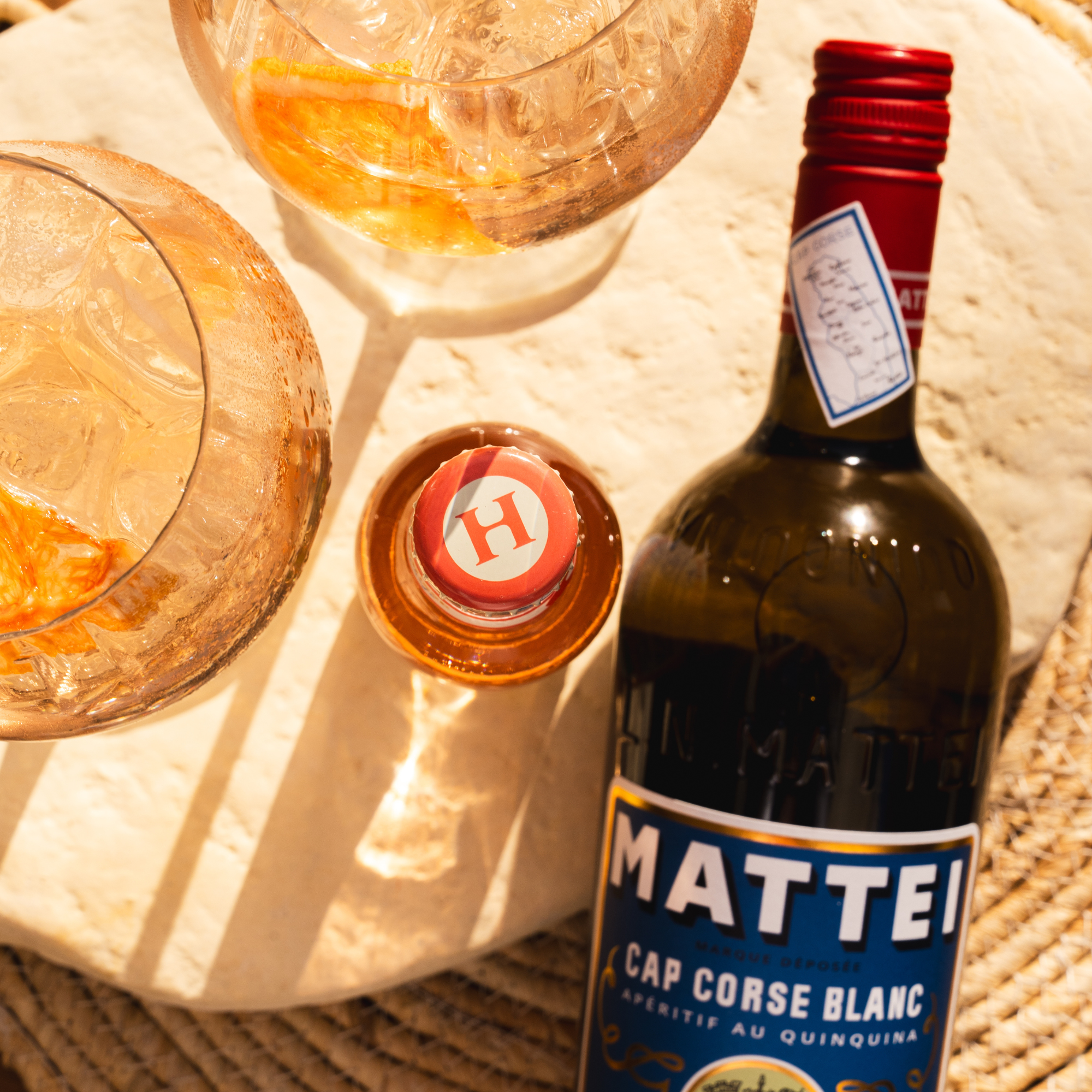 Le Cap Pamp' un cocktail à base d'apéritif corse et de Soda Craft Pamplemousse Hysope