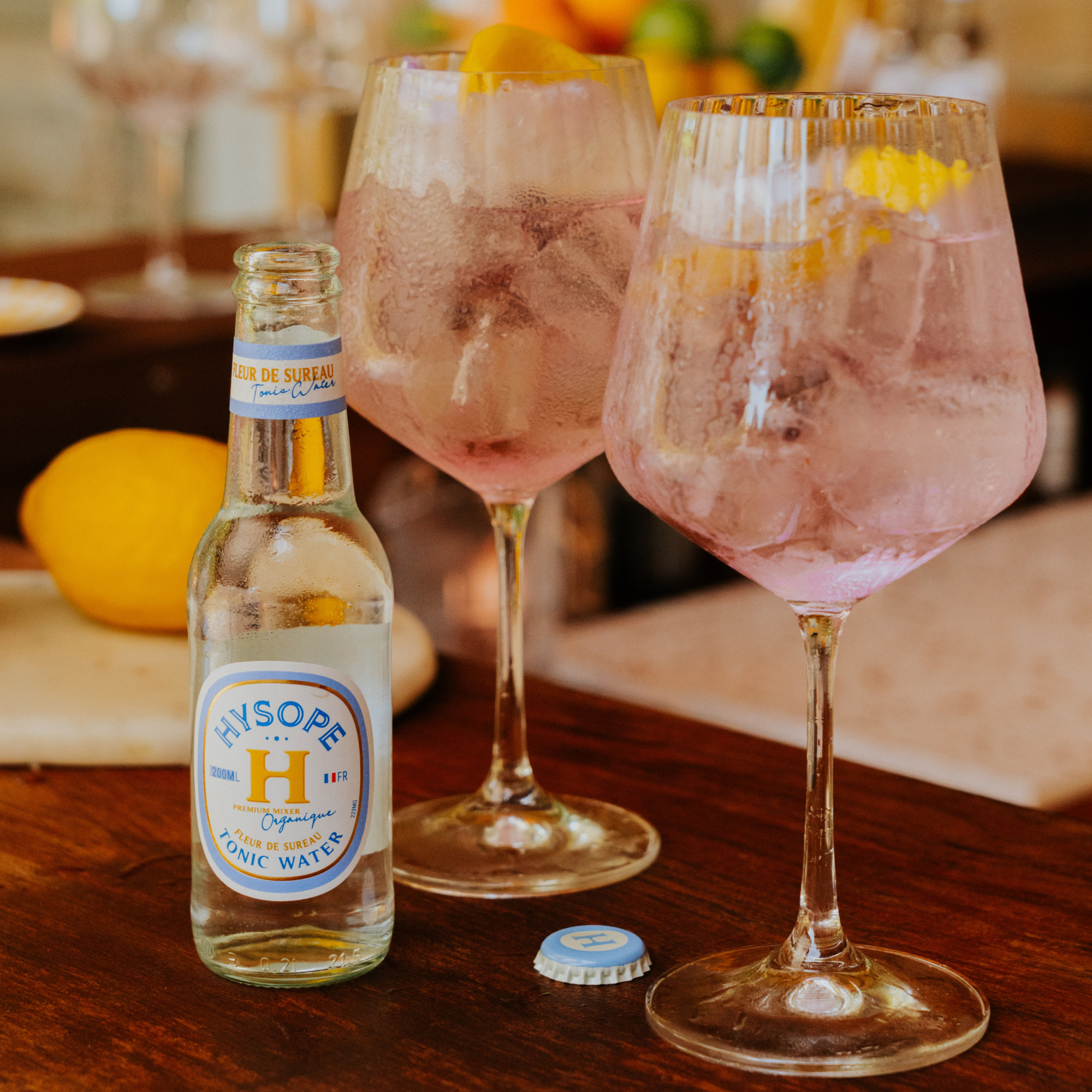 Un Hugo Spritz avec notre Tonic Water Fleur de Sureau Hysope ! Frais, simple et ultra tendance !