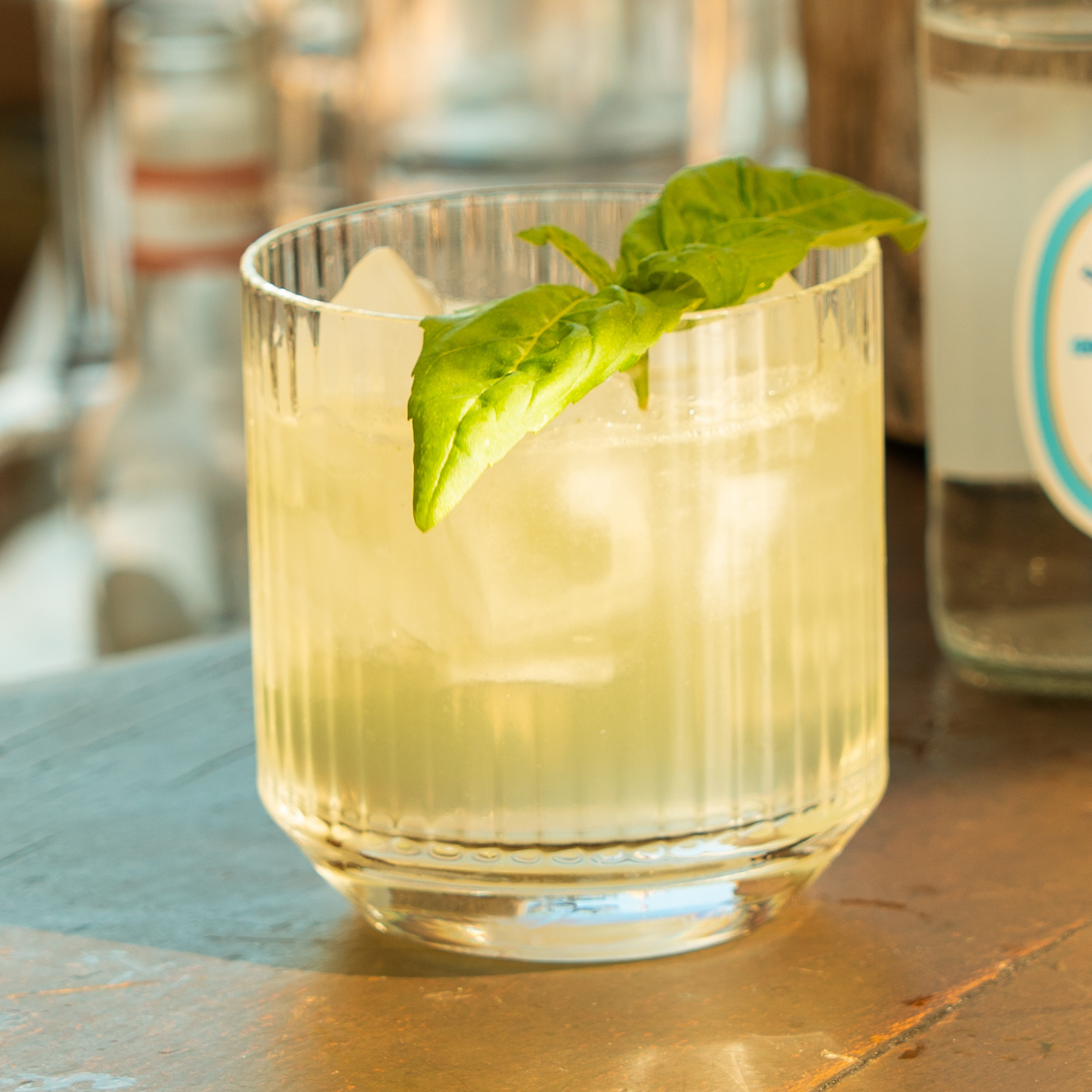 basil smash recette hysope tonic water méditerranéen bio français
